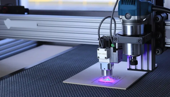 【電子灌封膠】助力提（tí）升光（guāng）纖激（jī）光器元器件穩（wěn）定性？