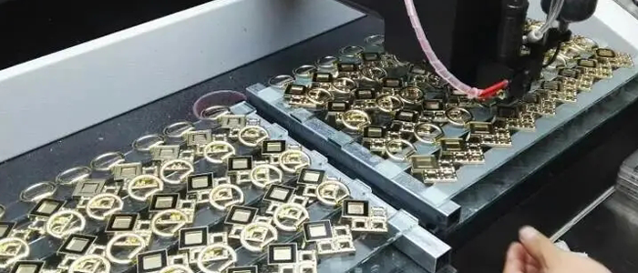 【點膠（jiāo）出現氣泡】關於AB點膠機在點膠時（shí）出現氣（qì）泡怎麽解決？