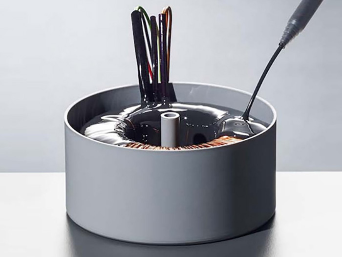 【導（dǎo）熱灌封（fēng）膠】性能的優劣勢該（gāi）如何判斷？