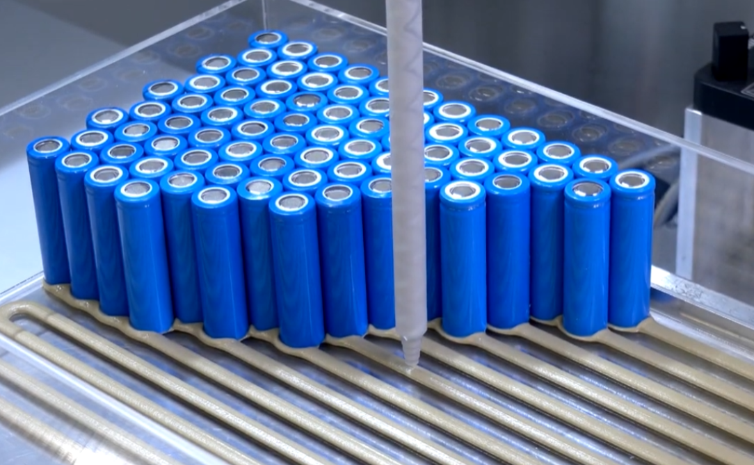 【灌封膠與（yǔ）導（dǎo）熱膠】研泰解析兩（liǎng）者在應用中的核心差異（yì）