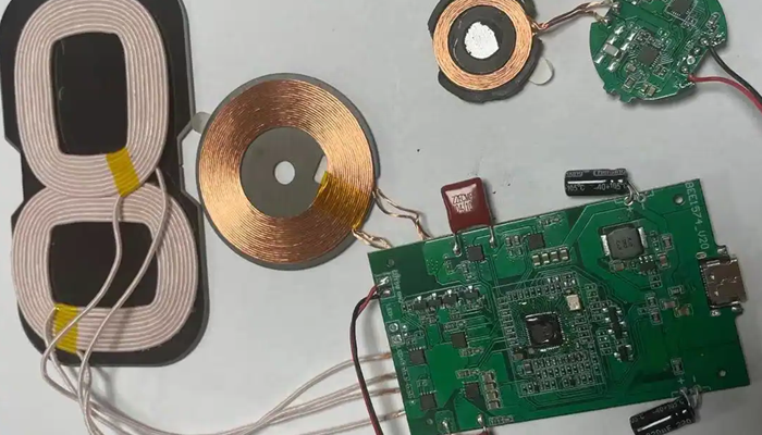 【無線充電器（qì）PCB板披覆膠】高性能保護塗層，保障設備耐用（yòng）與穩定性